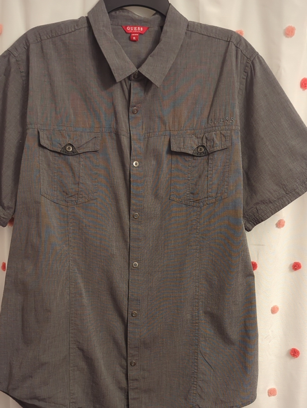 GUESS Men's Short-Sleeve Button-Up Shirt in Gray